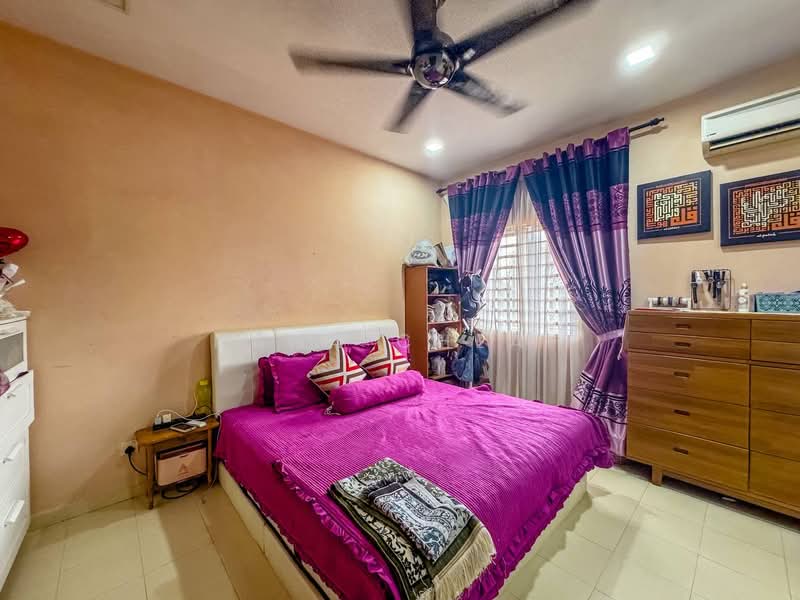 Taman Idaman Murni, Sepang untuk Untuk Dijual - RM 635,000, Apr 2026 - Bedroom - PropertyGuru.com.my