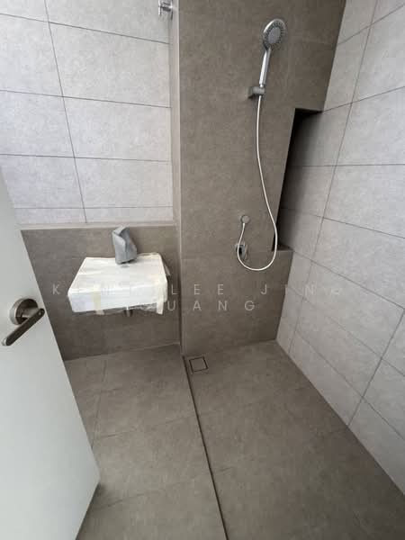 2.5-storey Terraced House for Sale in Saujana Puchong (Puchong) - Kent Lee Jing Guang - Bathroom - PropertyGuru.com.my