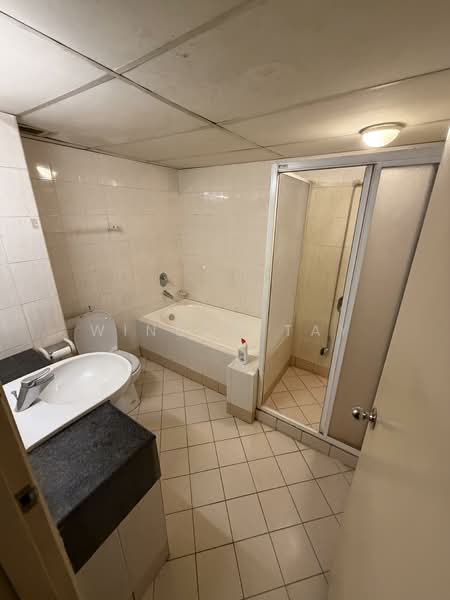 Seri Raja Chulan untuk Untuk Dijual - RM 690,000, Apr 2026 - Bathroom - PropertyGuru.com.my