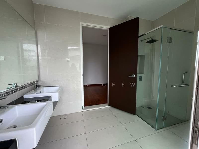 Senibong Cove untuk Untuk Disewa - RM 9,000 /bulan, Apr 2026 - Bathroom - PropertyGuru.com.my