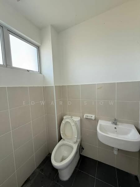 Meridin East Meridin East Meridins Easts untuk Untuk Dijual - RM 430,000, Apr 2026 - Bathroom - PropertyGuru.com.my