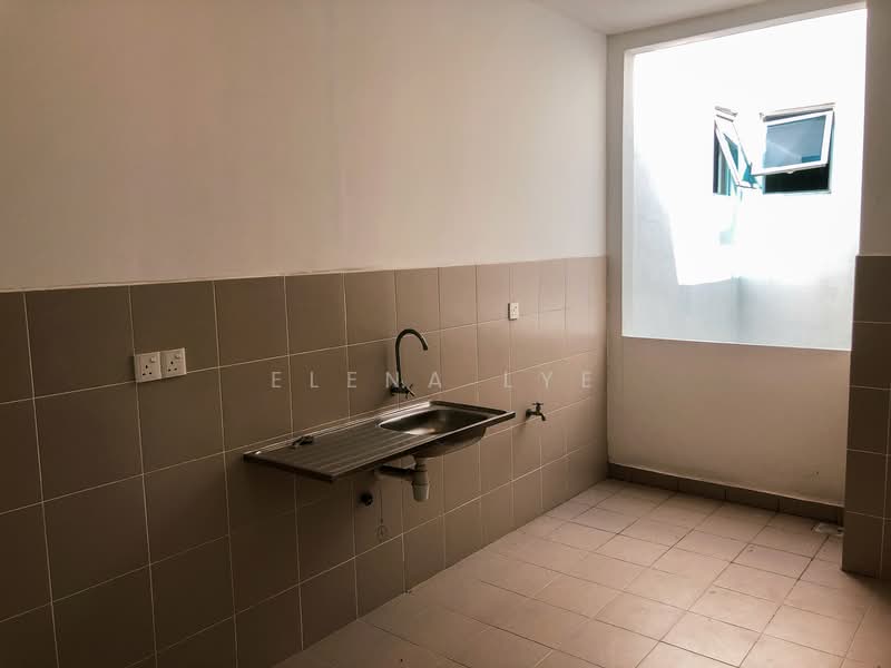 Apartment for Sale at D'Rich Executive Suites - Elena Lye - Kitchen - PropertyGuru.com.my