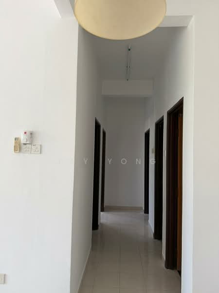 Apartment for Rent at Sri Kejora - Jay Yong - Corridor - PropertyGuru.com.my