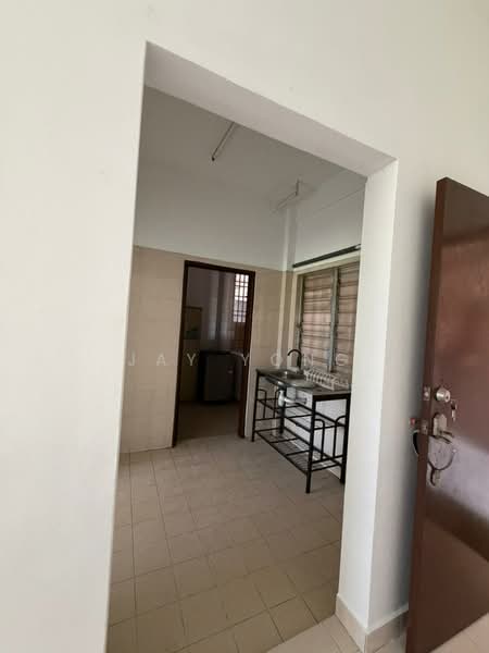 Apartment for Rent at Sri Kejora - Jay Yong - Kitchen - PropertyGuru.com.my