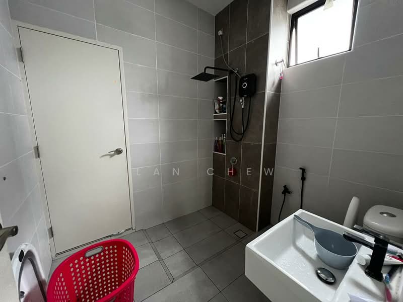 2-storey Terraced House for Sale in Taman Desa Tebrau (Tebrau) - Alan Chew - Bathroom - PropertyGuru.com.my