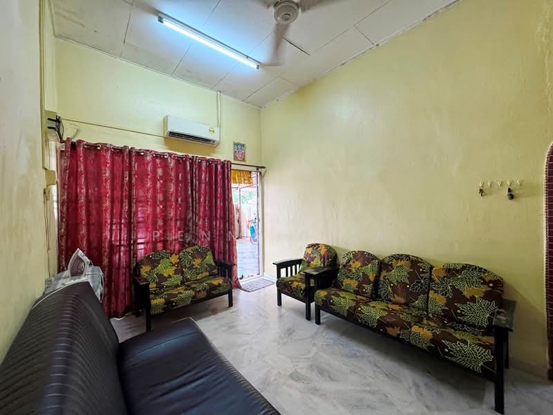Taman Jaya Utama untuk Untuk Dijual - RM 390,000, Apr 2026 - Living Room - PropertyGuru.com.my