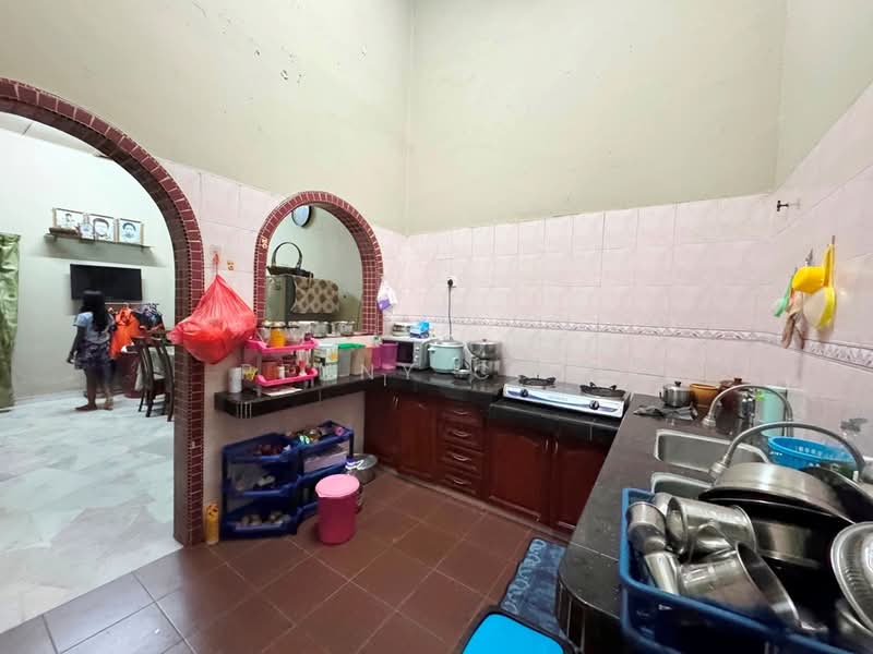 Taman Jaya Utama untuk Untuk Dijual - RM 390,000, Apr 2026 - Kitchen - PropertyGuru.com.my