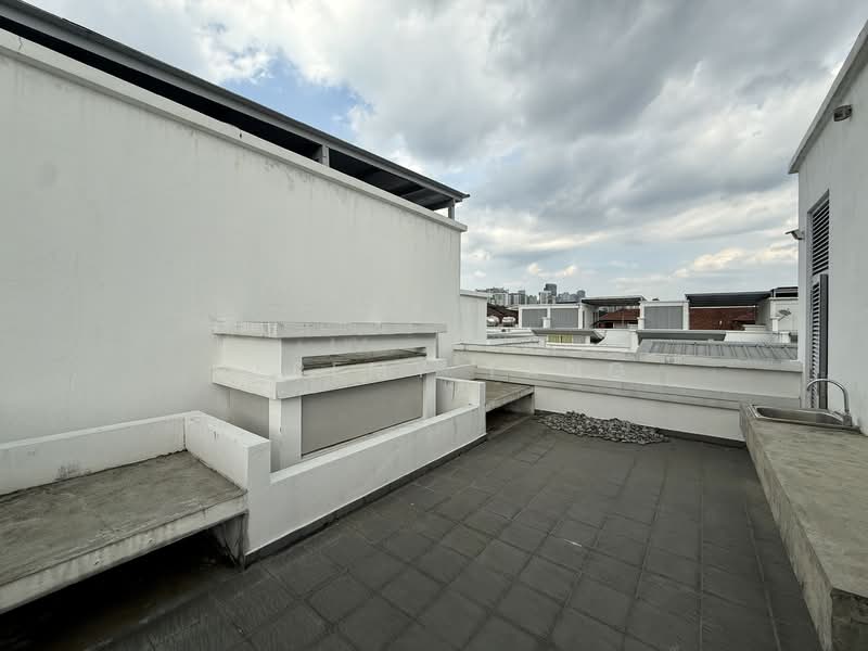 Link Bungalow for Sale in Taman U Thant (Ampang) - Jeremy Tang - Roof - PropertyGuru.com.my