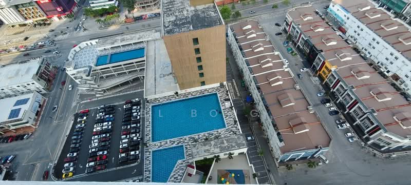 Kota Laksamana untuk Untuk Disewa - RM 1,500 /bulan, Apr 2026 - Pool - PropertyGuru.com.my