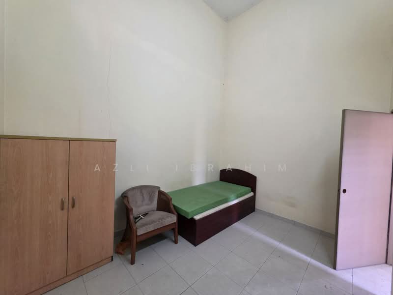 Taman Sri Tanjung untuk Untuk Dijual - RM 445,000, Apr 2026 - Bedroom - PropertyGuru.com.my