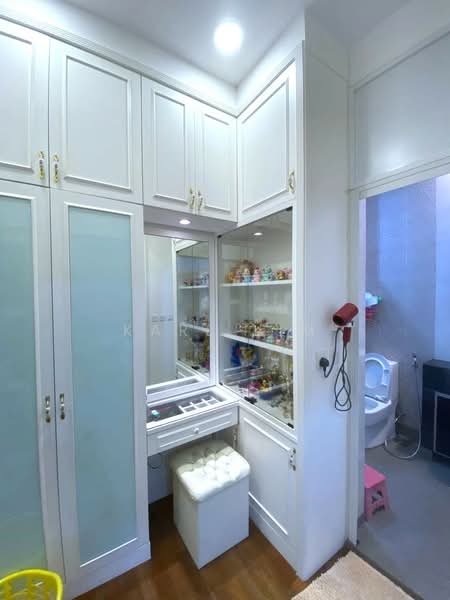 Semi-Detached House for Sale in Taman Sutera Utama (Skudai) - Karl Lim - Bathroom - PropertyGuru.com.my