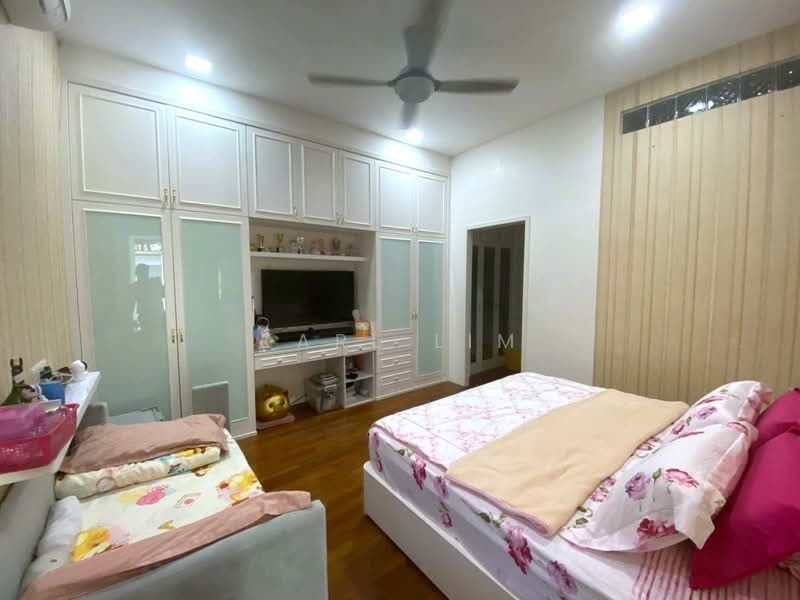 Semi-Detached House for Sale in Taman Sutera Utama (Skudai) - Karl Lim - Bedroom - PropertyGuru.com.my