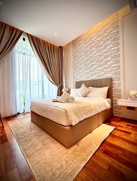 Jesselton Courtyard Villas untuk Untuk Dijual - RM 2,900,000, Apr 2026 - Bedroom - PropertyGuru.com.my