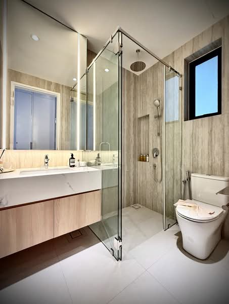 Jesselton Courtyard Villas untuk Untuk Dijual - RM 2,900,000, Apr 2026 - Bathroom - PropertyGuru.com.my