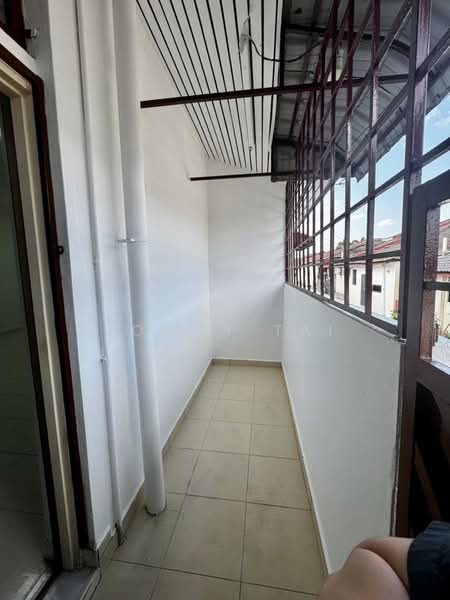 1-storey Terraced House for Sale in Taman Daya (Johor Bahru) - Tommy Tai - Balcony - PropertyGuru.com.my