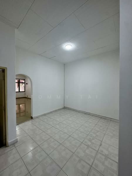 1-storey Terraced House for Sale in Taman Daya (Johor Bahru) - Tommy Tai - Interior - PropertyGuru.com.my