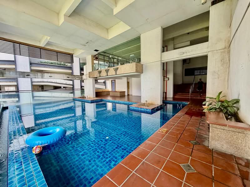 Service Residence for Sale at Diamond Residences - Azli Ibrahim - Pool - PropertyGuru.com.my