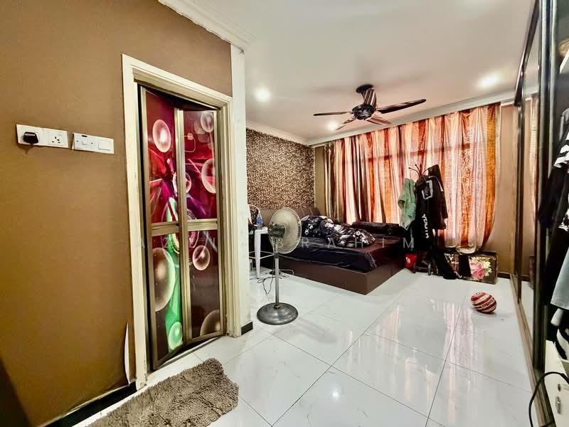 Service Residence for Sale at Diamond Residences - Azli Ibrahim - Bedroom - PropertyGuru.com.my