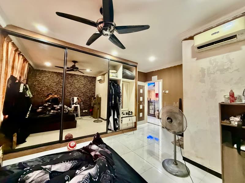 Service Residence for Sale at Diamond Residences - Azli Ibrahim - Bedroom - PropertyGuru.com.my