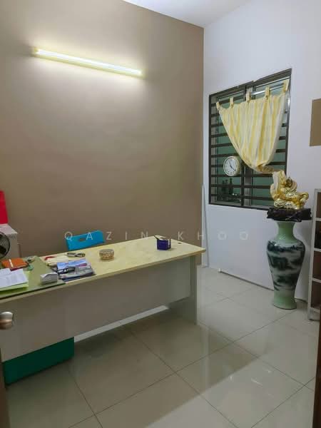Rumah Teres 2-Tingkat untuk Dijual di Menglembu (Perak) - Qazin Khoo - Study - PropertyGuru.com.my