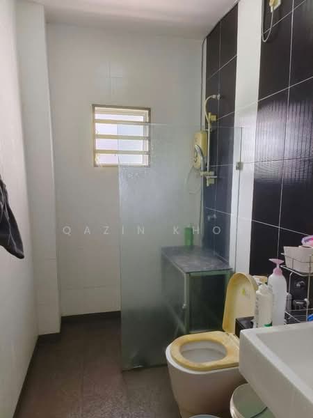 2-storey Terraced House for Sale in Menglembu (Perak) - Qazin Khoo - Bathroom - PropertyGuru.com.my