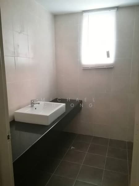 Terraced House for Sale in Puchong (Selangor) - Michael Choong - Bathroom - PropertyGuru.com.my