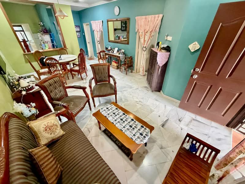 Desa Damai untuk Untuk Dijual - RM 480,000, Apr 2026 - Living Room - PropertyGuru.com.my