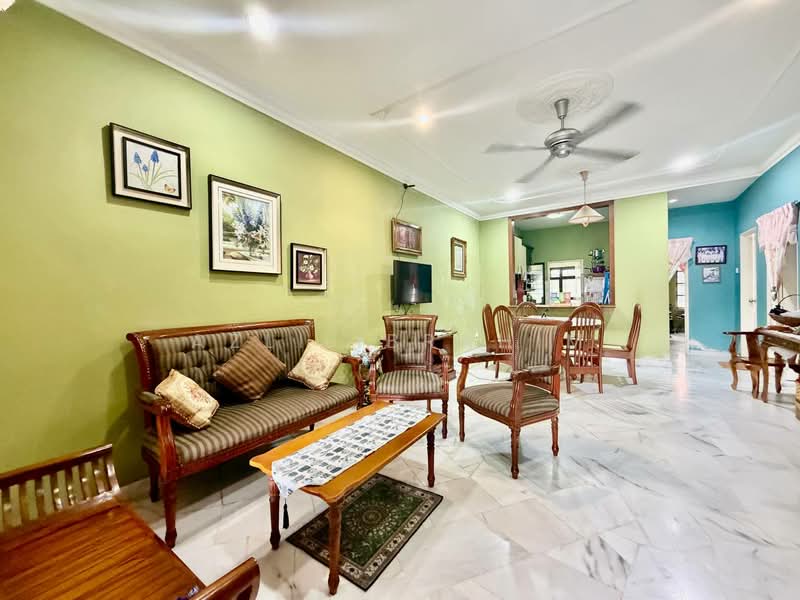 Desa Damai untuk Untuk Dijual - RM 480,000, Apr 2026 - Living Room - PropertyGuru.com.my