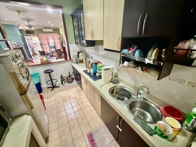 Desa Damai untuk Untuk Dijual - RM 480,000, Apr 2026 - Kitchen - PropertyGuru.com.my