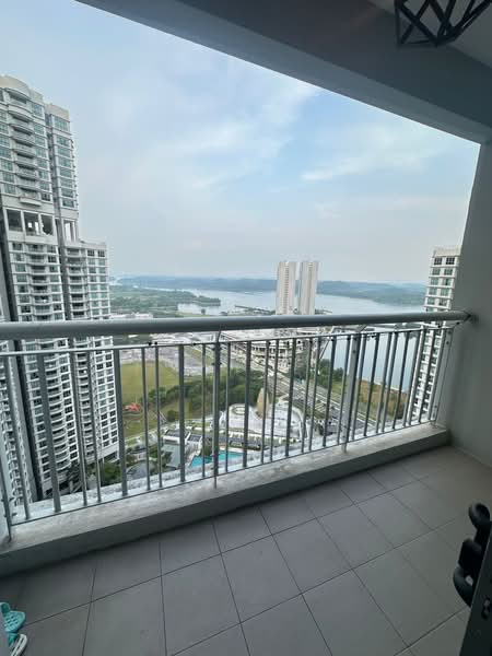 Teega Suites untuk Untuk Disewa - RM 1,800 /bulan, Apr 2026 - Balcony - PropertyGuru.com.my