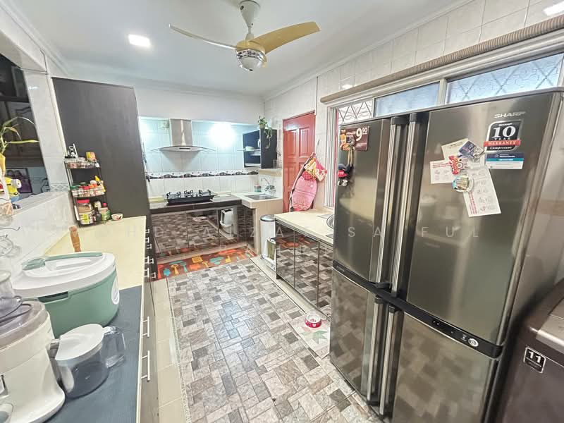 Taman Seri Ampang untuk Untuk Dijual - RM 650,000, Apr 2026 - Kitchen - PropertyGuru.com.my