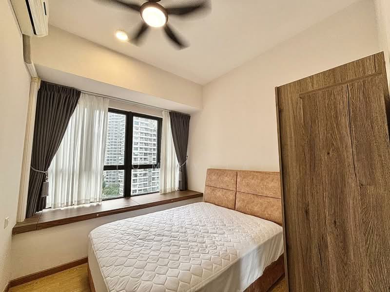 Condominium for Rent at Kings Bay @ Country Garden Danga Bay - Tommy Tai - Bedroom - PropertyGuru.com.my