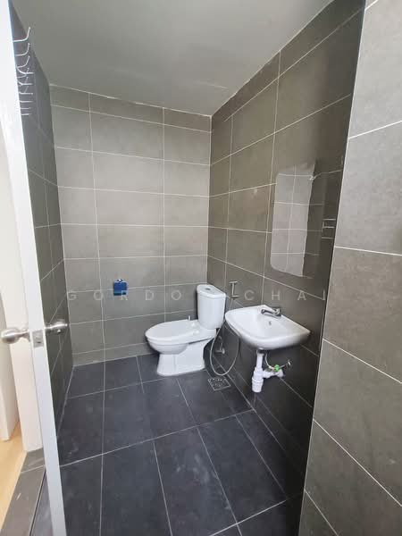 Midas @ Seri Alam untuk Untuk Disewa - RM 2,850 /bulan, Apr 2026 - Bathroom - PropertyGuru.com.my