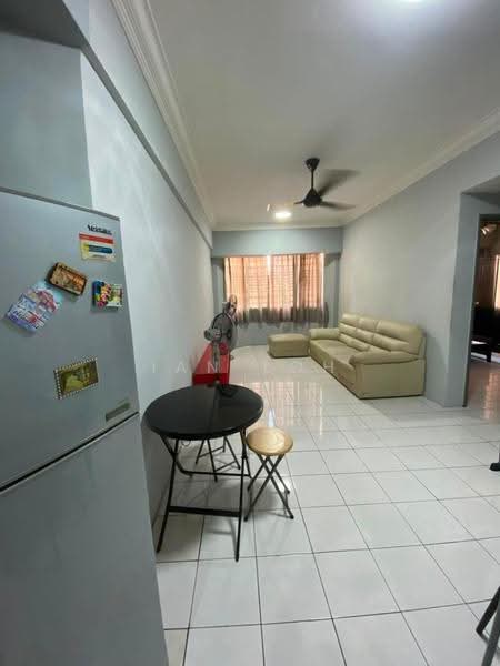 Kediaman Servis untuk Disewa di Rhythm Avenue - Ian Loh - Living Room - PropertyGuru.com.my