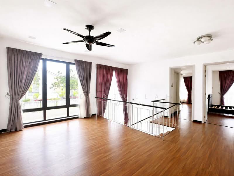2-storey Terraced House for Sale in Cyberjaya (Selangor) - Gudrotullah Ikhwan - Living Room - PropertyGuru.com.my