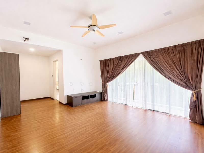 2-storey Terraced House for Sale in Cyberjaya (Selangor) - Gudrotullah Ikhwan - Living Room - PropertyGuru.com.my