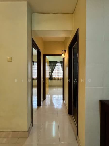 Condominium for Sale at Kelana D'Putera - Regene Phang - Corridor - PropertyGuru.com.my