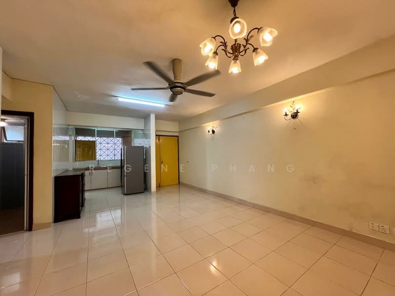 Condominium for Sale at Kelana D'Putera - Regene Phang - Living Room - PropertyGuru.com.my