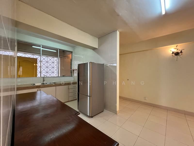 Condominium for Sale at Kelana D'Putera - Regene Phang - Kitchen - PropertyGuru.com.my