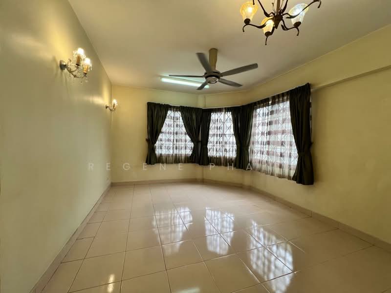 Condominium for Sale at Kelana D'Putera - Regene Phang - Living Room - PropertyGuru.com.my