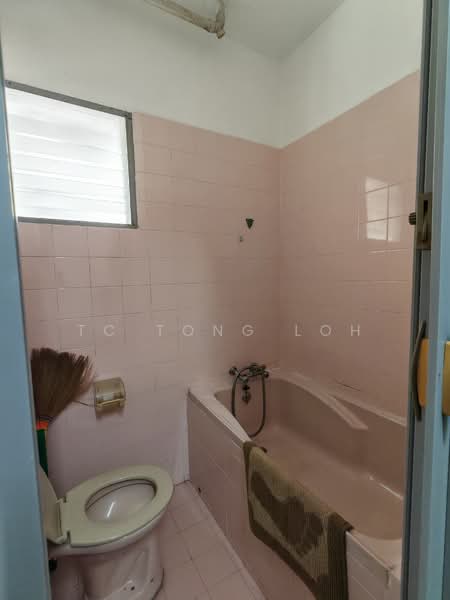 Condominium for Rent at Villa Condominium - TC Tong Loh - Bathroom - PropertyGuru.com.my