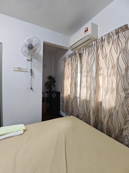 Condominium for Rent at Villa Condominium - TC Tong Loh - Bedroom - PropertyGuru.com.my