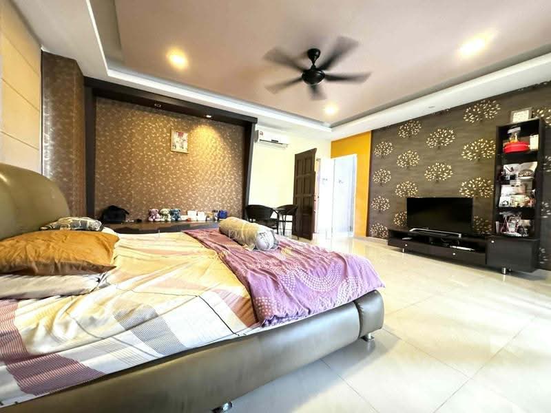 Semi-Detached House for Sale in Bandar Puteri Puchong (Puchong) - Jayden Lee - Bedroom - PropertyGuru.com.my