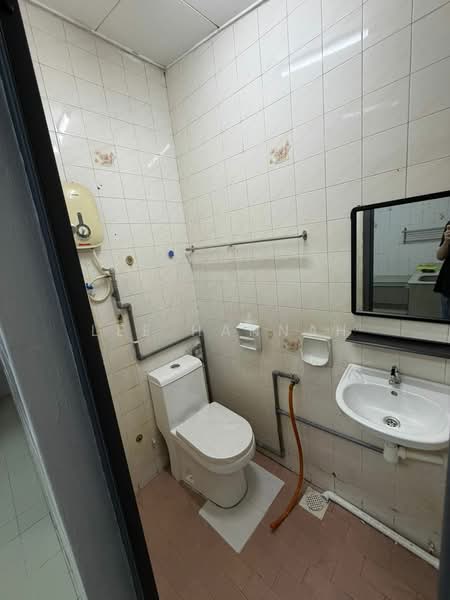 Rumah Teres 2 Tingkat untuk Disewa di Bandar Baru Sri Petaling (Sri Petaling) - Lee Hannah - Bathroom - PropertyGuru.com.my