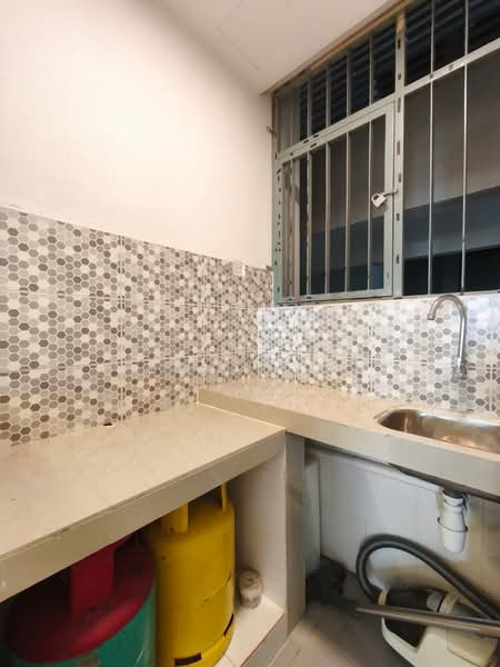 Service Residence for Rent at SetiaWalk - Fendi tan - Kitchen - PropertyGuru.com.my