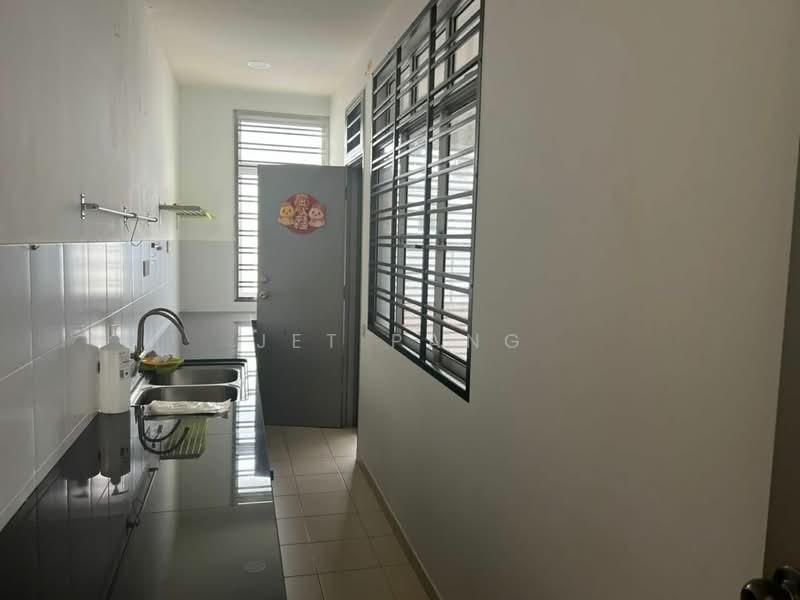 Setia Tropika untuk Untuk Dijual - RM 738,000, Apr 2026 - Kitchen - PropertyGuru.com.my