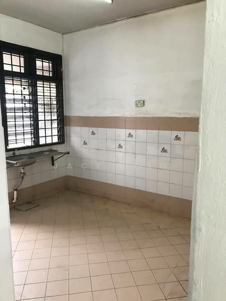 Taman Desa Cemerlang untuk Untuk Dijual - RM 490,000, Apr 2026 - Kitchen - PropertyGuru.com.my