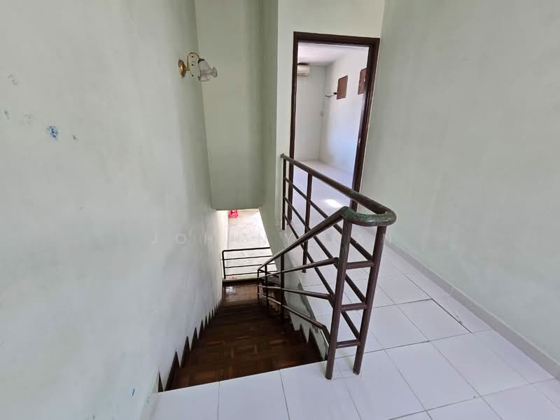 1.5-storey Terraced House for Sale in Bandar Kinrara Seksyen 1 (Bandar Kinrara) - Johnny Tan - PropertyGuru.com.my