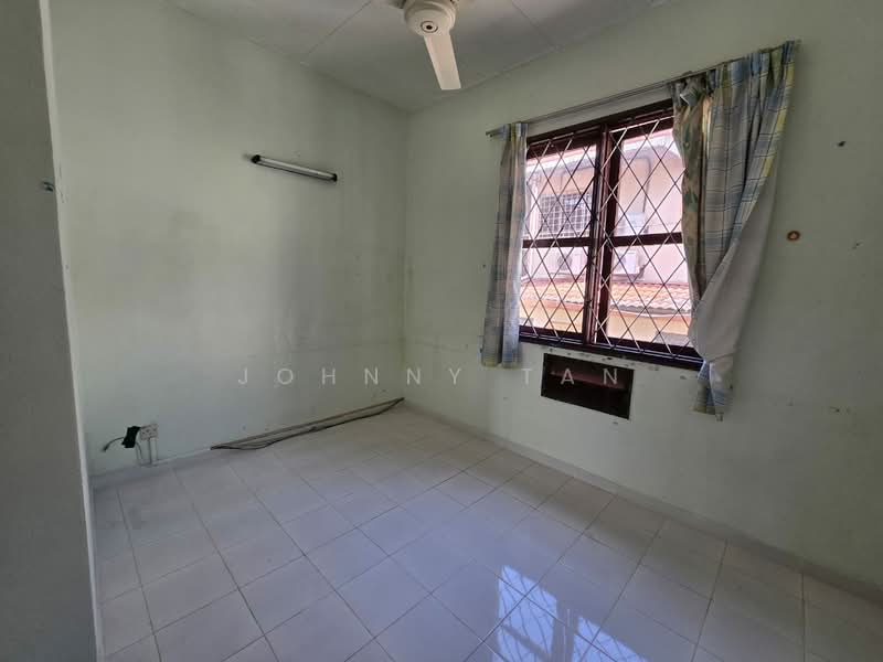 1.5-storey Terraced House for Sale in Bandar Kinrara Seksyen 1 (Bandar Kinrara) - Johnny Tan - PropertyGuru.com.my
