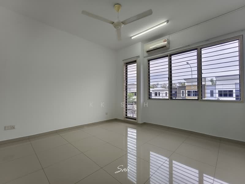 Rumah Teres 2 Tingkat untuk Dijual di Kajang East (Semenyih) - KK Sah - Interior - PropertyGuru.com.my